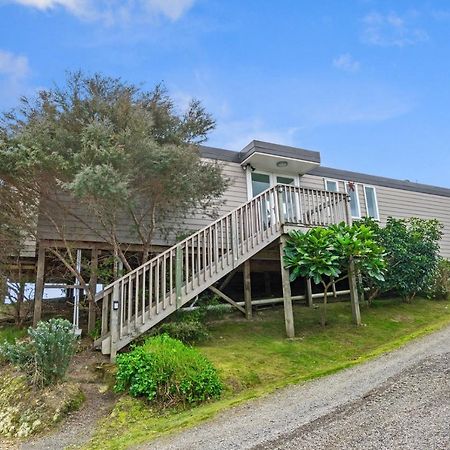 Paroa Bay Chalets - Te Whare Tui Russell Eksteriør billede
